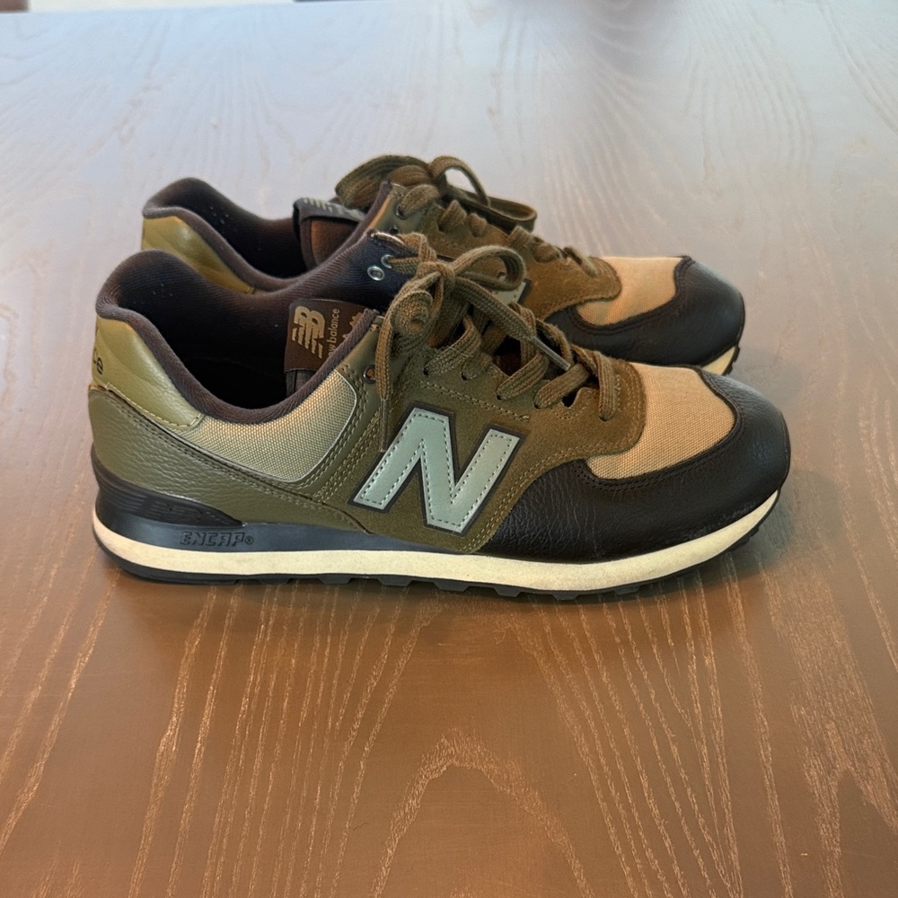 New Balance Green/Black 574 size 11